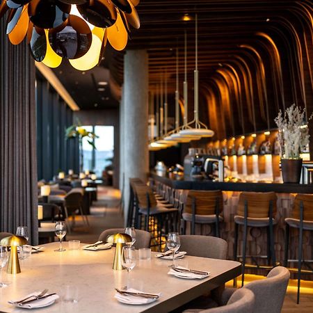 Radisson Blu Hotel At Porsche Design Tower Stuttgart Eksteriør billede