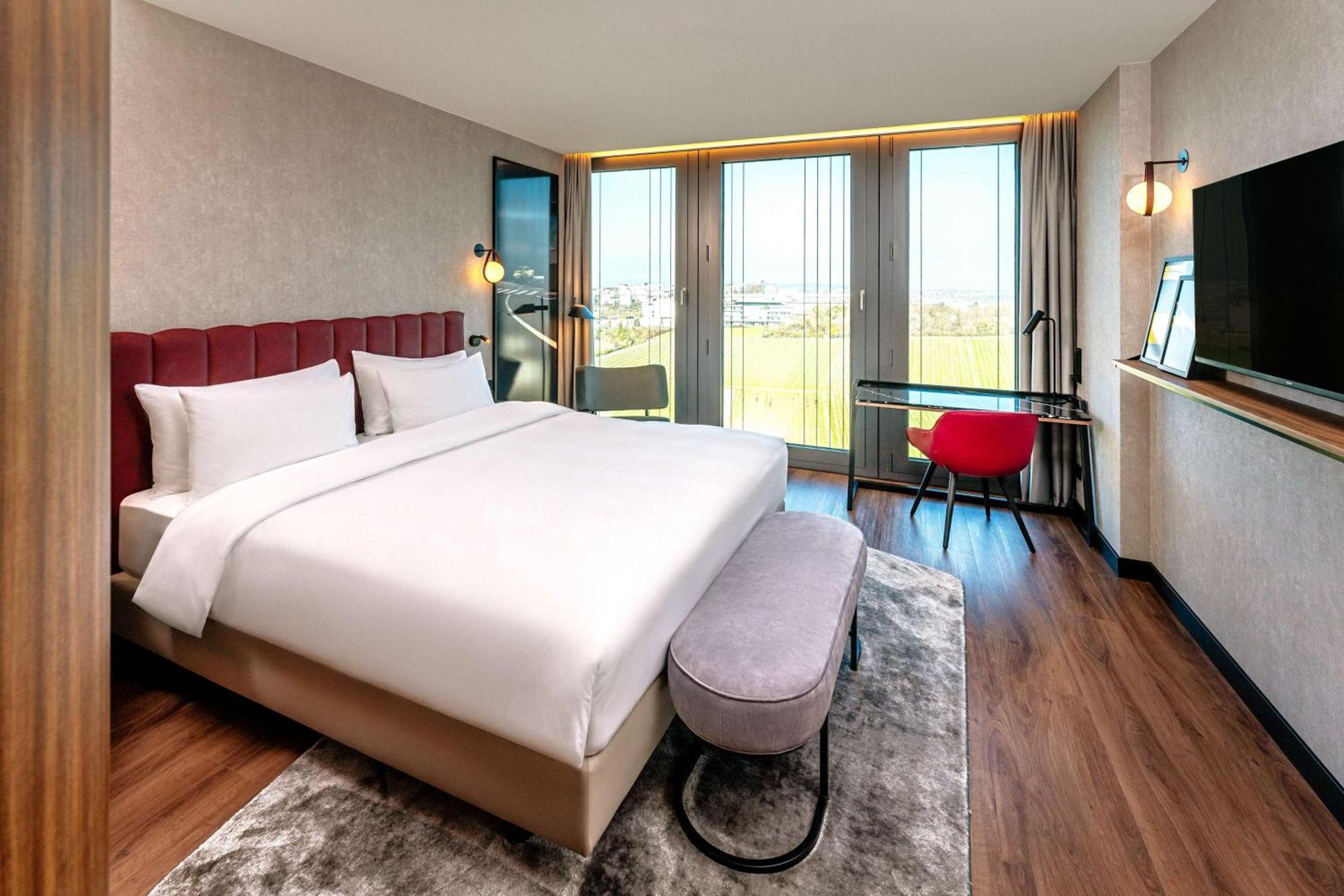 Radisson Blu Hotel At Porsche Design Tower Stuttgart Eksteriør billede