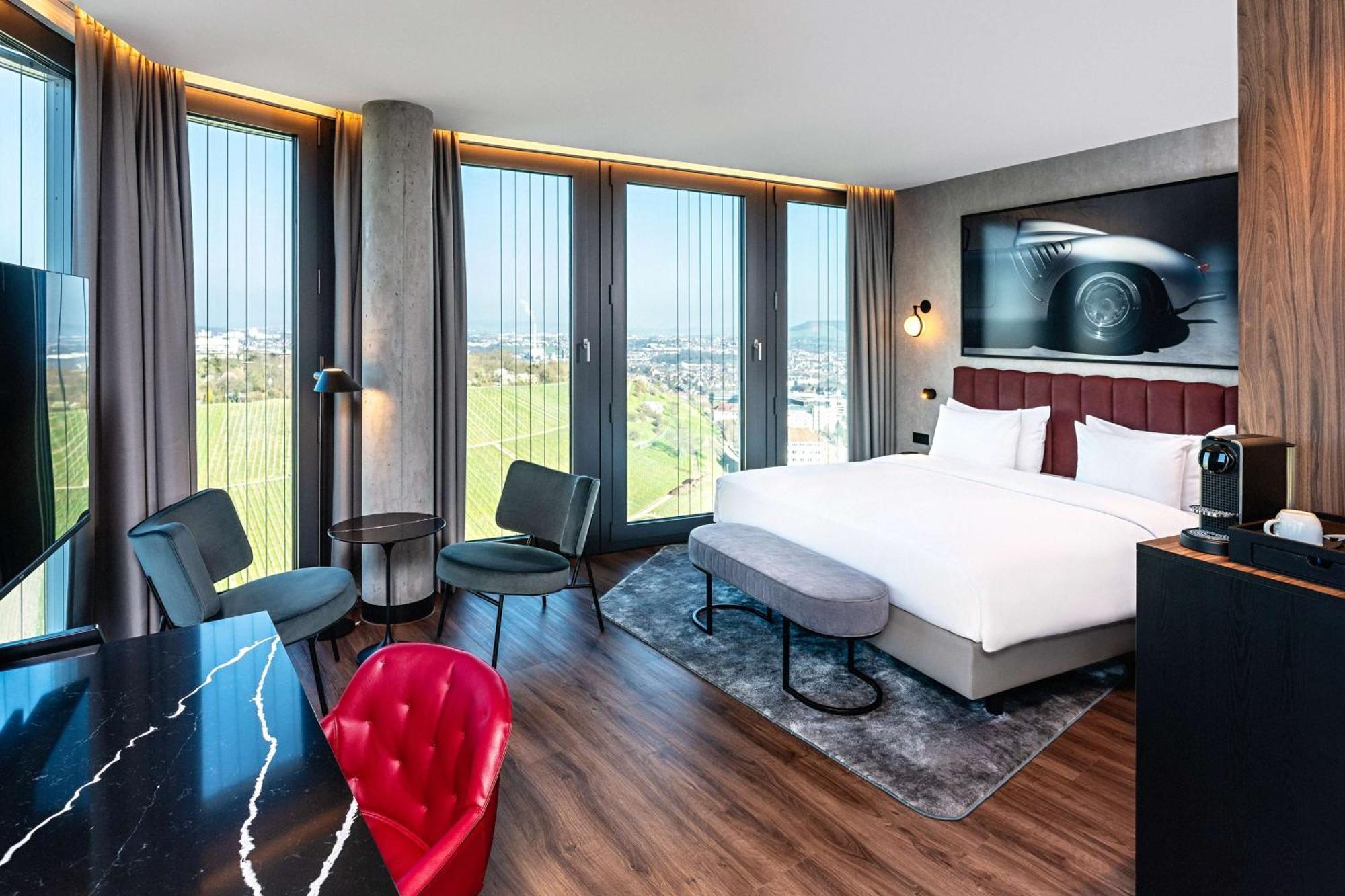 Radisson Blu Hotel At Porsche Design Tower Stuttgart Eksteriør billede